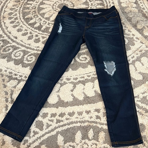 JVINI Denim - JVINI Fashion distressed jeggings, size 1X EUC!